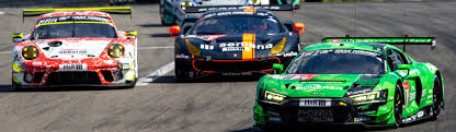 Duisburger motorsportler starten beim legendären 24h rennen auf der nürburgring nordschleife. 24h Rennen Heiss Umkampft Wie Selten Zuvor Sport Rhein Erft