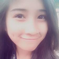 Nicole Ibanez Balazo (@ImBhabyNhicz)