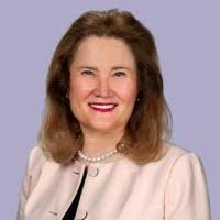 Leslie Dyer's Instagram, Twitter & Facebook