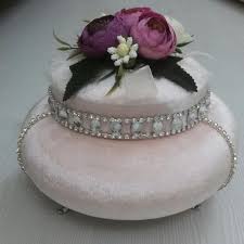 Kadife Tesbih Kutusu Taki Kutusu Kadife Kutu Tesbih Kutusu Ribbon Work Wedding Arrangements Crafts