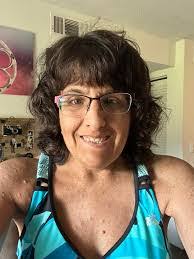 Dawn Renaud's Instagram, Twitter & Facebook