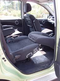 Mahindra Xylo : Price, Mileage, Images, Specs & Reviews - Carandbike.Com