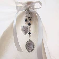 If you have chosen a butterfly design for your invitations or nestle real shells into the flowers for a beach wedding. Bridal Bouquet Charms Shop