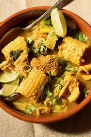 No puedes hablar de comida salvadoreña si no has saboreado y disfrutado de una de sus sopas típicas mas emblemáticas, la sopa o caldo de gallina india te hace viajar a sus raíces criollas y únicas de sus recetas milenarias. Sopa De Pata Receta Tradicional Salvadorenos 196 Flavors