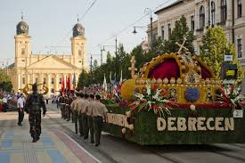 Jun 05, 2021 · kigyulladt egy lakóházhoz épített tároló debrecenben, a kígyó utcában. Debreceni Viragkarneval 2021 Gotourist