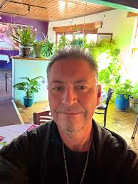 Kenneth J Varela (@kenjvarela) • Instagram photos and videos