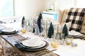 Our simple christmas dining room decorations. Top 25 Wonderful Christmas Dining Table Decoration Ideas Dexorate Christmas Dining Table Christmas Dining Table Decor Dining Table Decor Modern