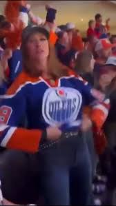 - Une fan des Oilers dEdmonton affole les sites porno