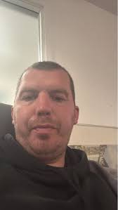 GIRLS ONLY please. I need some females to talk to. Mostly perv men have  added me and my block lists keep getting longer.