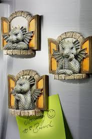 Magnete Drachentrio 3er Set Jetzt Bei Weltbild De Bestellen Drachen Drachenfiguren Und Bilder