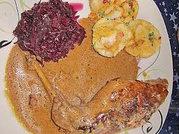 Kaninchen In Rotwein Creme Fraiche Sauce Von Jienniasy Chefkoch Rezept In 2020 Kaninchenbraten Rezept Creme Fraiche Kaninchen