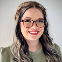 Stephanie Brawley's Instagram, Twitter & Facebook