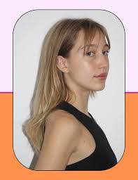 Abby Oswald's Instagram, Twitter & Facebook