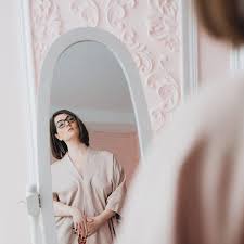 Татьяна, мне тут сказали на днях, что „ты со своим плохим характером умрешь в одиночестве. Tatyana Nikonova Nikonova Online Foto I Video V Instagram Decor Home Home Decor