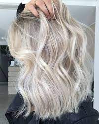 Olaplex Australia On Instagram Foils Toner Olaplex Fresh Feels From Kr Frisyrer Australi In 2020 Underlights Hair Blonde Wavy Hair Long Hair Styles
