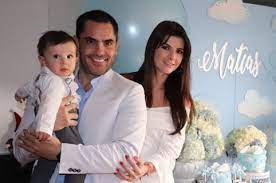 Para carolina cruz no hay algo más importante que la felicidad de su hijo matías, por eso le tiene un carrito de cartón para que se divierta en sus tardes libres. Carolina Cruz Relata Nacimiento De Su Hijo Para Celebrarle Cumpleanos