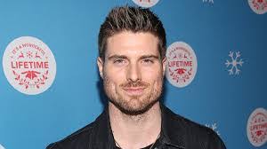 Marcus Rosner's Instagram, Twitter & Facebook