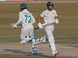 Having weathered the early storm of losing two wickets. 2nd Test Markram Dussen Foil Pakistan To Give South Africa Hope Of Victory Cricket News Times Of India