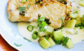 Putensteak Mit Gurkengemuse Gurke Gemuse Rezepte Gesund Rezepte