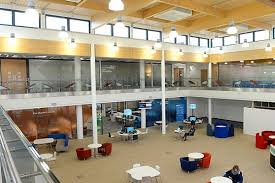 In hertfordshire, united kingdom, hertfordshire university is a public university. University Of Hertfordshire Rankings Fees Courses Admission 2021 Eligibility Scholarships