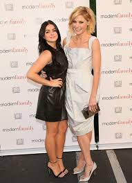 Julie Bowen says Ariel Winter does not care about online criticism: God  bless her