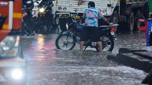 Bengaluru braces for rain, strong winds throughout the week, says IMD
