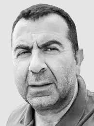 Ärztemangel: Nun verbietet Belcastros Bürgermeister den Menschen, krank zu  sein