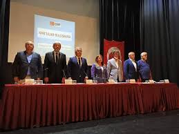 Jun 18, 2021 · dokuz8'in haberine göre, basın açıklamasına hdp milletvekili musa piroğlu, chp milletvekilleri ali şeker, sezgin tanrıkulu, turan aydoğan ve sera kadıgil, sol parti meclis üyesi alper taş ve çok sayıda siyasi parti temsilcisi ile cumartesi anneleri/i̇nsanları katıldı. Ssnwzetznvfnam