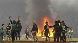 Jelang menjamu pss sleman dalam lanjutan kompetisi liga satu, persebaya surabaya terancam kehilangan lima pemain pilarnya. Riots Persebaya Surabaya Pss Sleman 29 10 2019