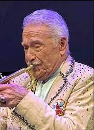 Rochelle Ladner's Instagram, Twitter & Facebook