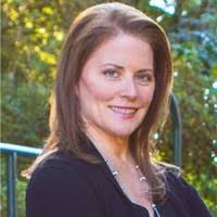 Tara Harmon's Instagram, Twitter & Facebook