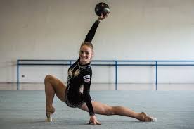 Jun 04, 2021 · na estimativa feita em 2016, a empresa apontou o brasil com 20 medalhas (8 de ouro, 9 de prata e 3 de bronze) e se aproximou do resultado final de 19 pódios (7 de ouro, 6 de prata e 6 de bronze) Ginasta Usa Collants Feitos Pela Mae E Muda Visual A Pedido Do Namorado Gazeta Esportiva