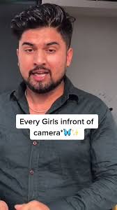 Girls v/s Boys Infront of camera😂❤️Agree? #kmwarriors #ownvoice  #ownconcept #girls #boys #camera @mandeepmishra5
