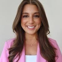 Amber Fulmer's Instagram, Twitter & Facebook