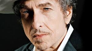 Bob Dylan: il Nobel al poeta della musica che ispirò Jobs