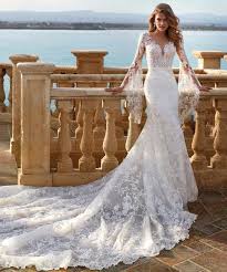 Per indossare questo modello bisogna infatti fare molta attenzione alle forme del proprio corpo o si correrà il rischio di non sentirsi a proprio. Abiti Da Sposa A Sirena 2021 2022 90 Modelli Bellissimi Beautydea