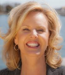 Diane Smith's Instagram, Twitter & Facebook