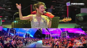 李佩芬天悦 搞笑 愛拼才會贏 歌台欢乐夜滨海艺术中心户外剧场pei Fen Anddi Banter Song In 2020 Concert Stage Chinese Festival Skits