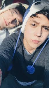 Abigail Styles (@HemmingsAlo)