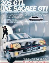 Peugeot 205 C Est La Voiture Sur Laquelle J Ai Passe Mon Permis J Aurais Bien Aime Avoir Une Gti Voiture Peugeot Voiture Mercedes