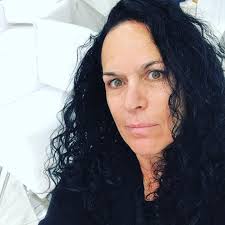 Hi, I'm Shraddha Mehta currently living in [New  York](https://web.facebook.com/Brooklyn-New-York-112111905481230/) USA. I  believe in open communication, mutual respect, and building a partnership  where both people grow together. I'm looking for someone ...