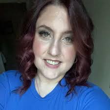 Jocelyn Gallo's Instagram, Twitter & Facebook