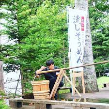 凪のお暇 なぎのおいとま 公式 tbs金曜ドラマさんはinstagramを利用しています 真剣な眼差し 見つめる先はもちろん 凪 じゃないな これそうめん待ちだな この様子をご覧になりたい方は ぴったんこカンカンスペシャル 今夜8じから チャンネルは