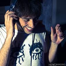 Desyn · Profil d'artiste