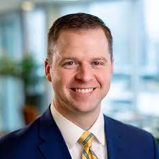 Dr. Aaron Chen, Orthopedic Surgery