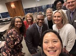 Kim Wilmes's Instagram, Twitter & Facebook