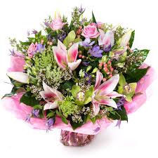 Tú también dale rienda suelta a tu imaginación con floricel®, una empr.esa mexicana con presencia en. Florists In West Calder Flower Delivery By Florabunda