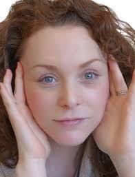 Alison Feather's Instagram, Twitter & Facebook