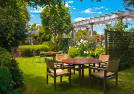 Backyard grape vine trellis diys, designs, and ideas. How To Build A Trellis Perry Homes