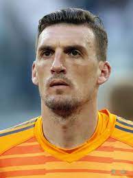 A french franco armani guide written and illustrated by mariu vergara. Goalkeeper Franco Armani Of Argentina During The 2018 Fifa World Cup Goalkeeper Fifa Fifa World Cup